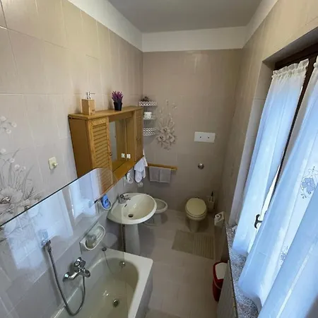 Holiday home Casa Al Pino Peschiera del Garda